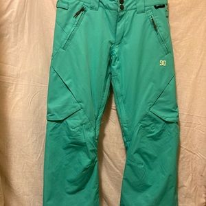 Dc ladies snowboard pants Small